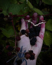 Load image into Gallery viewer, Brass barbed wire cuff