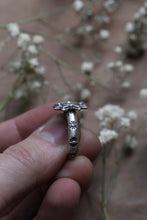 Load image into Gallery viewer, North Star Quilt Ring