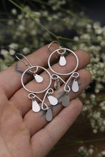 Load image into Gallery viewer, Chandelier Infinity Hoops